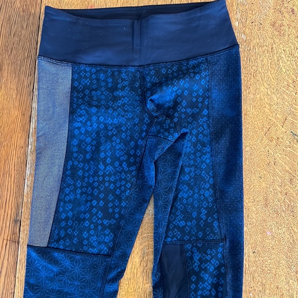 Lululemon leggings - Picture 3 of 6